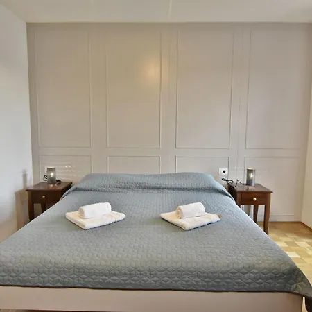 Two-story For In Valica Mazurija